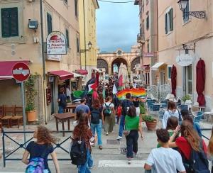 Luigi Totaro: SCENDERE IN CAMPO (non è più tempo di aspettare)