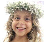 Il "grazie " dei genitori di Anna agli amici dell'edicola elbana