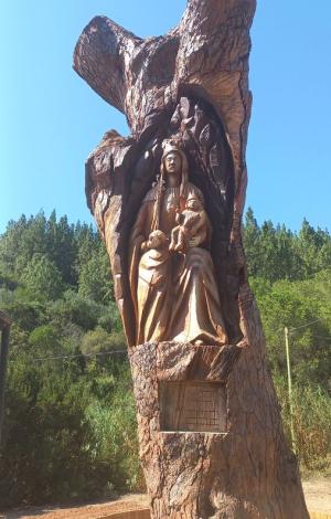 Domenica la cerimonia di benedizione della scultura realizzata nel tronco del Pino di Monserrato