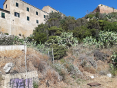 Degrado e pericolose sterpaglie riarse al Grigolo (lato Faro)