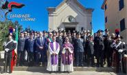 Carabinieri e Finanzieri uniti per il Precetto Pasquale nella Chiesa di San Rocco a Portoferraio
