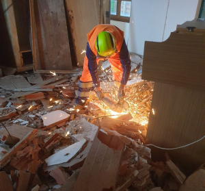 Chiesa di San Defendente: dopo il crollo i primi interventi di messa in sicurezza di opere artistiche e arredi