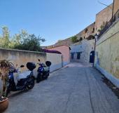 Via della Regina, pioggia di inattese multe a veicoli che non creavano intralci