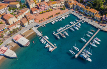Porto Azzurro: la Società D'Alarcon Forever s.r.l. ricerca autista per bus-navetta e altri profili.