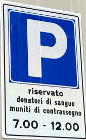 All’Ospedale di Portoferraio due posti auto riservati ai donatori AVIS