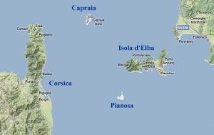 Cade in mare mentre pesca a traina tra Corsica ed Elba, salvato dopo oltre tre ore di ricerche