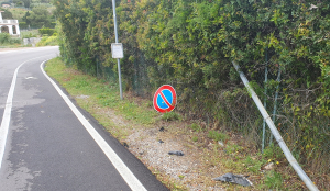 Portoferraio: Via Enaudi, una strada sempre più pericolosa per pedoni ed i ciclisti