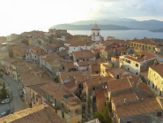 Capoliveri: Il mercato settimanale, per le feste natalizie si sposta in Viale Italia - Piazza del Cavatore