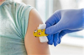 Vaccinazione dei bambini in età pediatrica, appuntamento nel fine settimana a Marciana Marina e Campo
