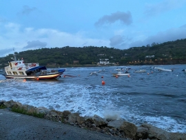 Effetti del maltempo a  Capoliveri, Forze dell’Ordine e volontari in azione per garantire sicurezza dei cittadini