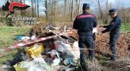 Un "falò" illegale di rifiuti in Valle di Lazzaro, segnalato all'A.G. un quarantenne