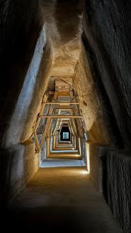 Vicoli e cunicoli: astenersi claustrofobici - La Foto della Settimana è di Francesco Rubini