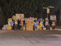 Raccolta rifiuti a Cavo, PD: Quando il presente assomiglia al passato