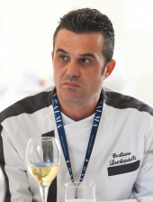 Lo chef Emiliano Lombardelli, formato all'Elba, nelle parole di Alvaro Claudi