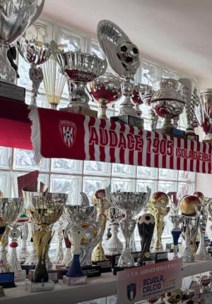 L&#039;Audace si arricchisce di un nuovo trofeo grazie al Walking Football elbano