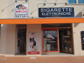 &quot;Molla l&#039;Osso&quot;, a Portoferraio un nuovo negozio di alimenti di qualità per animali