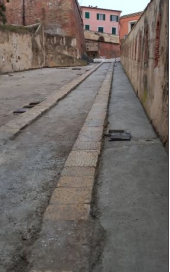 I criticabili "lavori" sulla storica cordonata di Forte Stella