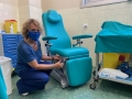 I Lions donano 2 nuove poltrone per prelievo del sangue all'ospedale di Portoferraio 
