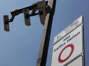 L&#039;appello dei marinesi residenti in via Dussol: “ZTL sì, ma senza penalizzare chi ha diritto di accesso”