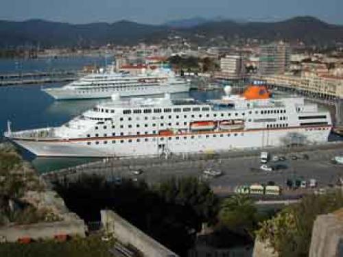  Portoferraio: le mille e una "promesse da marinaio" dell'Autorità Portuale