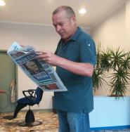 Dopo 60 anni di lavoro va "a riposo" Paolino Fortuna, storico parrucchiere ferajese