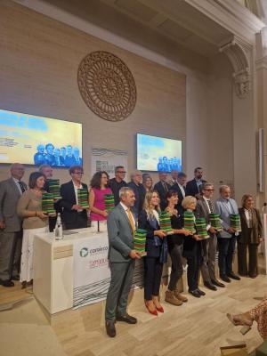 Il Cortile di Francesco: a Elbana Servizi Ambientali il Premio “Ambasciatore di Carta 2026”