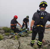 Vigili del Fuoco all'opera per soccorso a persona sul Capanne... ma è solo una (utile) esercitazione