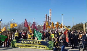 Legambiente Arcipelago Toscano: No al rigassificatore a Piombino, Sì alla protezione del mare