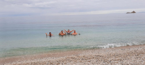 Fotonotizia - Tuffo di Befana: pochi ma buoni