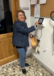 Giovanna De Angelis va in pensione, il saluto dell'Amministrazione campese