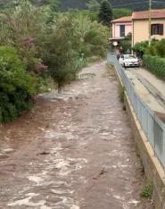 Fosso di Bagnaia, ancora fango e detriti. Nonostante le segnalazioni tutto tace