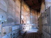 Se il cimitero comunale ferajese è in cattivo stato, anche quello della Misericordia ...