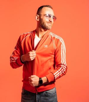 Dino Brown al Teatro delle Miniere di Rio con “La Storia della Dance”