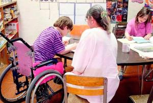 Prorogata la scadenza dell’avviso per l’assistenza educativa agli studenti con disabilità