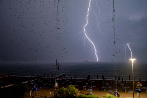 Fotonotizia: fulmini a Naregno