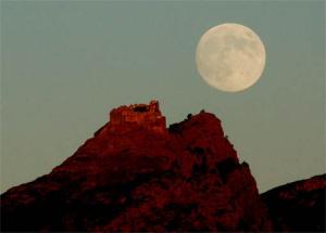 La laurea di Dario Bagnato che propone una "rigenerazione" del Volterraio