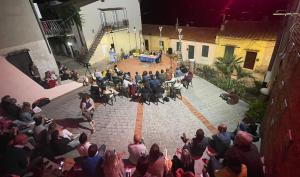 La Vantina: Lucciole di cultura, ascolto, tolleranza e miserabili anonimi ottusi