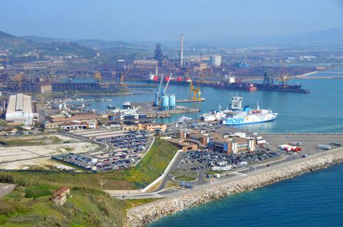 Parcheggi a Piombino: non penalizziamo il turismo invernale all’Elba