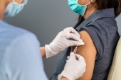 Vaccini: Regione, Centrosinistra dice no a "panchina" per dosi eccedentarie e sanzione per chi non disdice