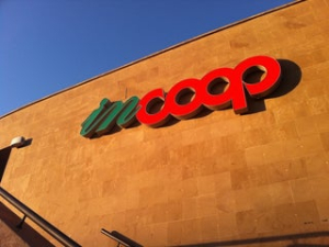 Riapre, completamente rinnovato, il supermercato Coop di Capoliveri