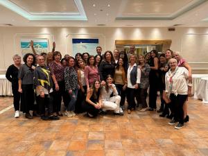 La Lavanderia Ilva festeggia la fine della stagione 2025 con il suo staff