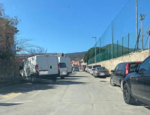 Portoferraio, parcheggio selvaggio in Via del Carburo