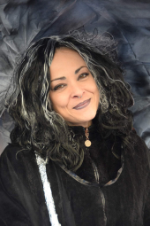 La 14^ foto premiata come Foto della Settimana con il tema “Acconciature bizzarre" è di Sonia Dellea.