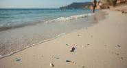 “Portami via, non portarmi via” – al via la 2^ edizione del progetto per la raccolta dei frammenti di plastica dalle spiagge dell’Arcipelago