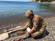 Rimossa e fatta brillare una granata d'artiglieria rinvenuta sulla spiaggia di Nisporto