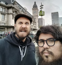 "E se fossimo proprio noi i primi 'chicanos' ad essere sbarcati all'Elba?"