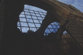 Palazzo Coppedè: pietoso rudere 