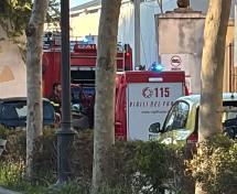 Incendio alla tensostruttura delle Ghiaie a Portoferraio