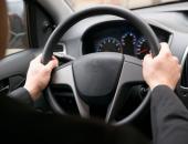 Autoarticolato invade la corsia: incidente sfiorato alle Picchiaie