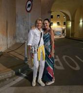 Rod Stewart a Portoferraio: la leggenda del rock incontra l'artista Moira Lena Tassi